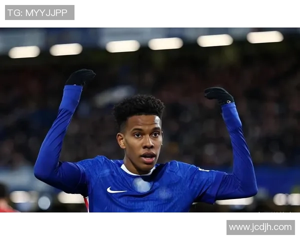 央视全程直播英超焦点战切尔西对决曼联精彩赛事不容错过