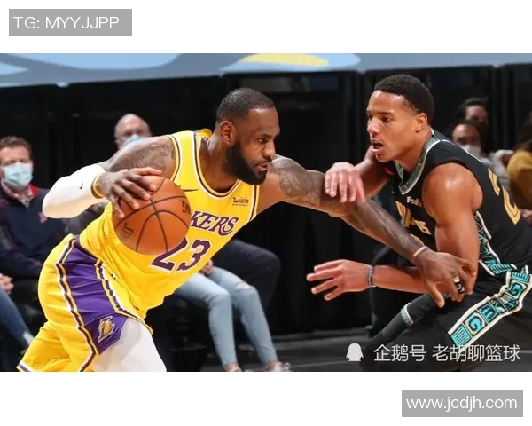 湖人队与灰熊队激战正酣2019年2月26日精彩对决回顾